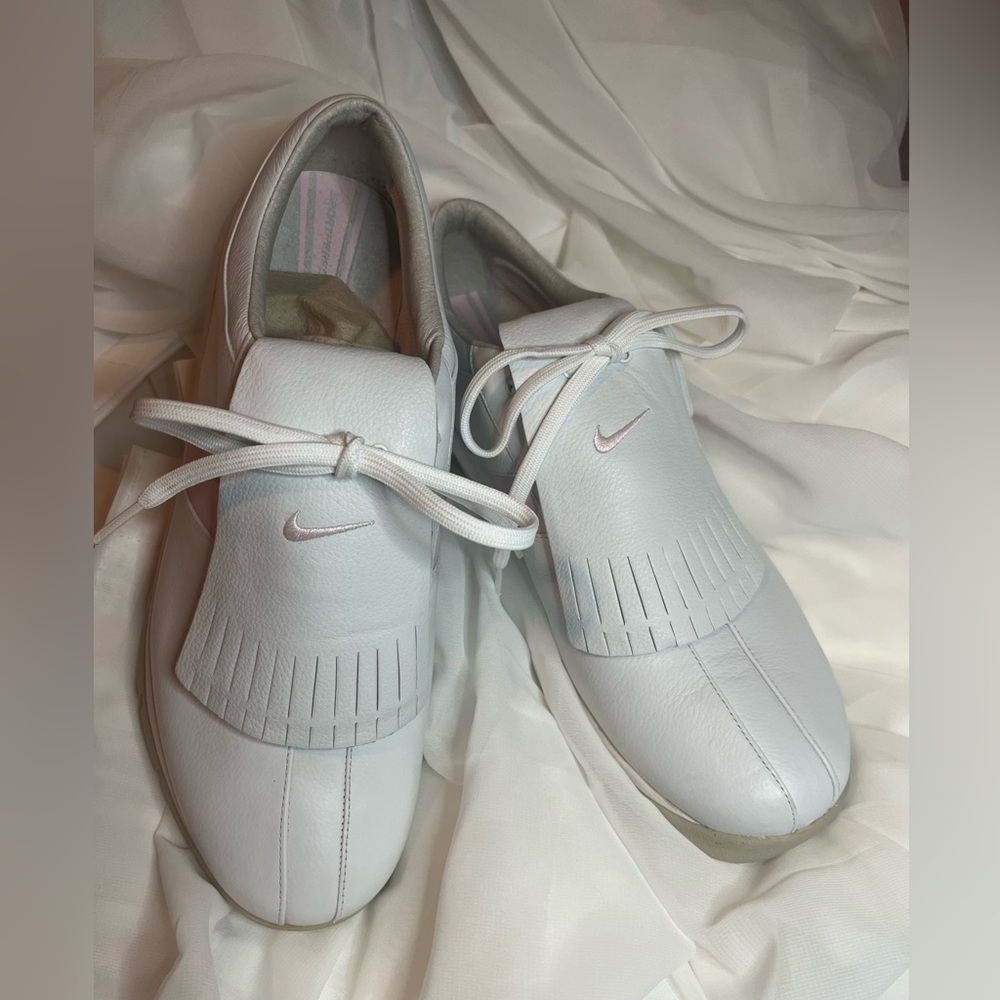 Nike Women’s Golf Shoes white/pink